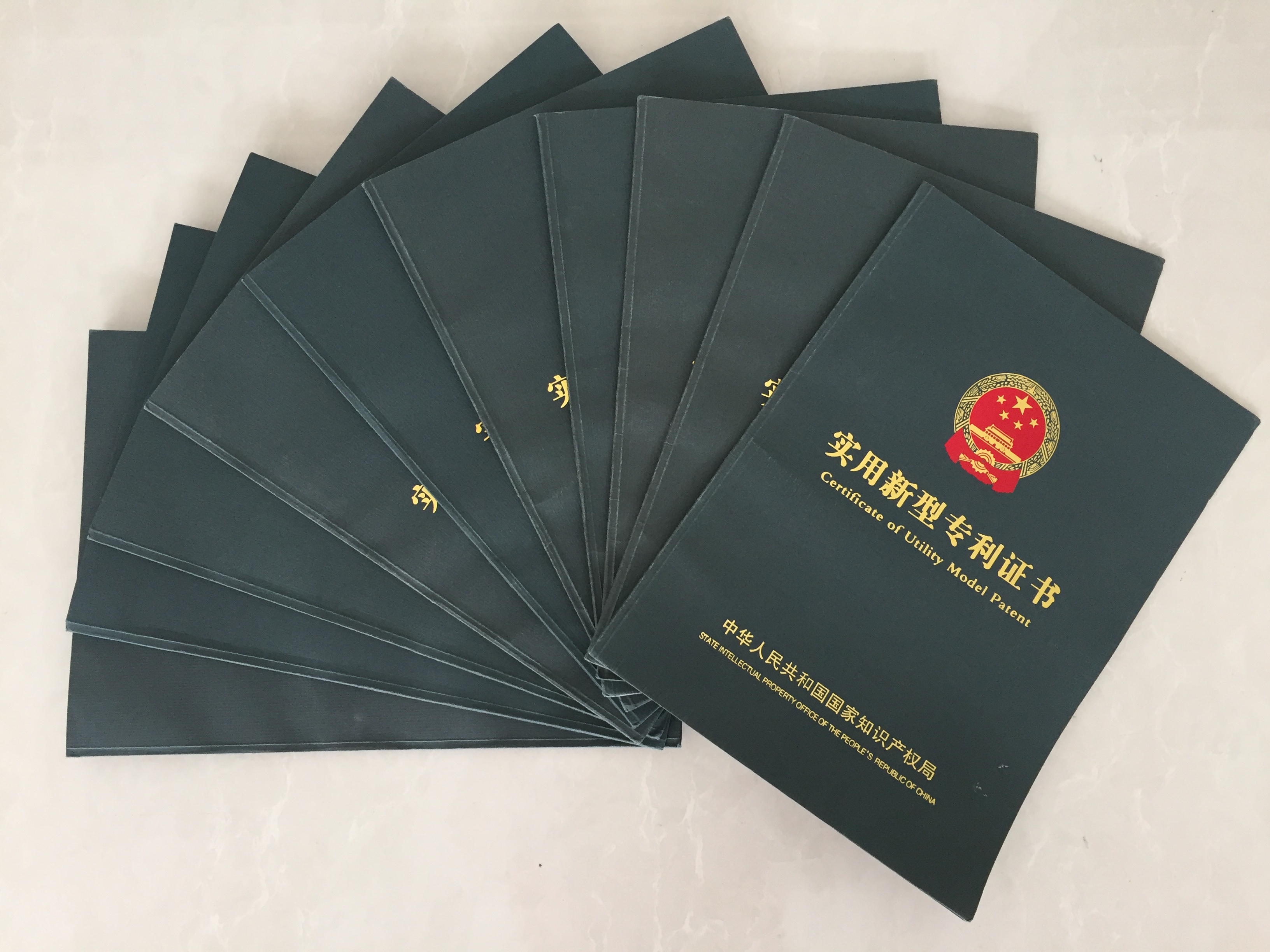 神算子必中二肖